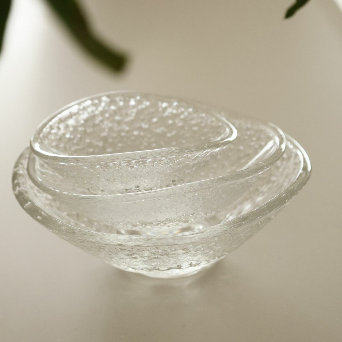 ガラス製　千代口ボウル浅小鉢