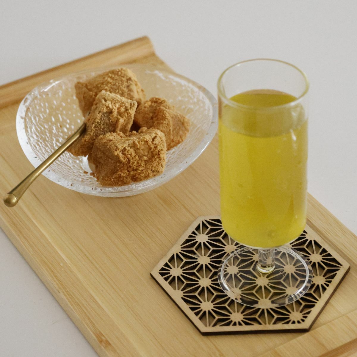 ガラス製　千代口ボウル浅小鉢