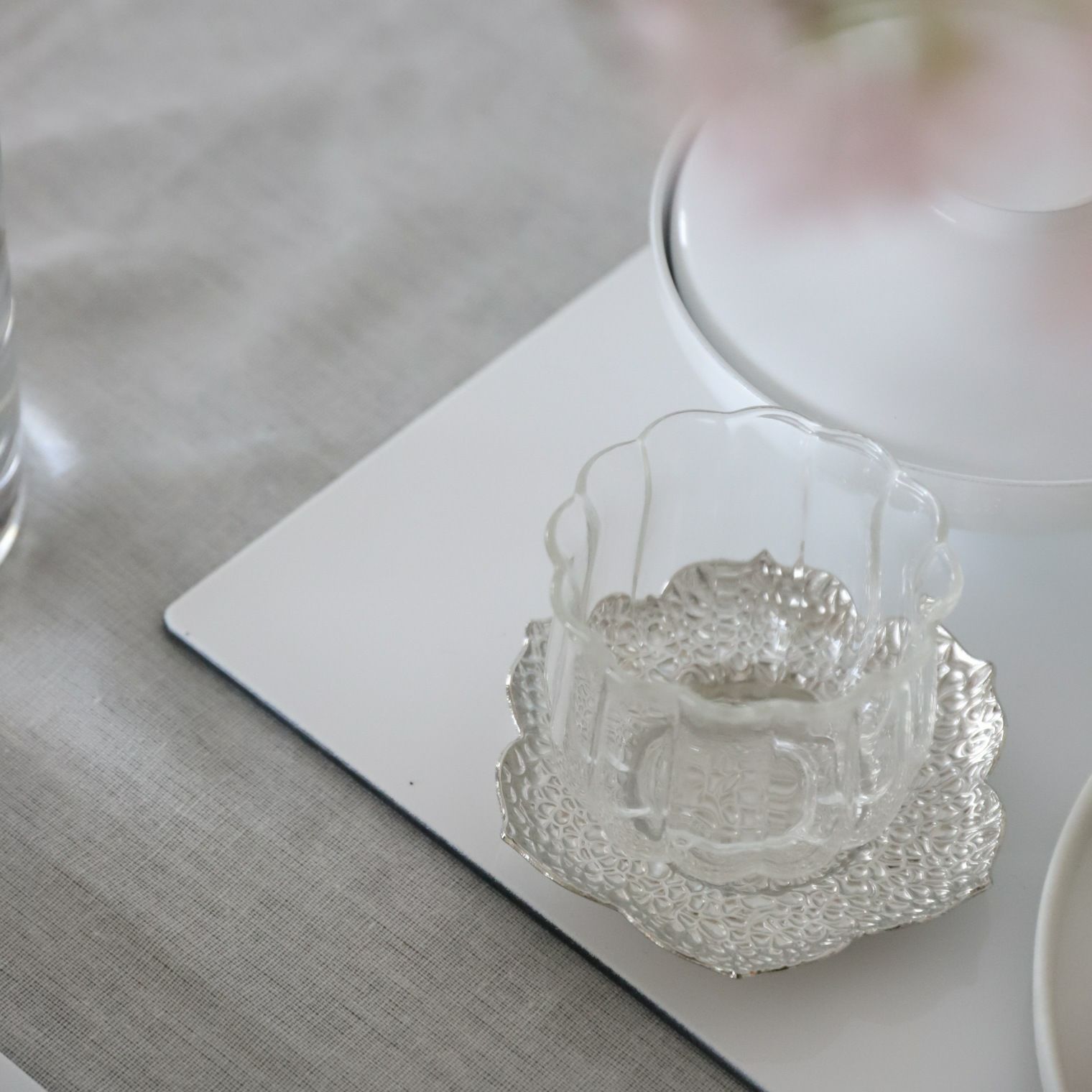 フラワー　シルバー茶たくトレー　10cm