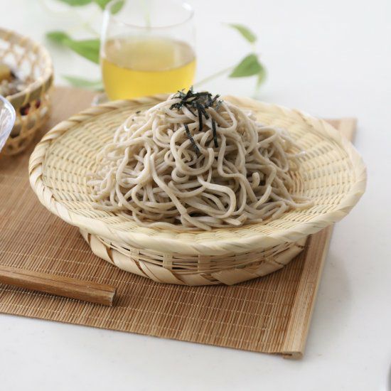 竹製　細編み　足つき高台　蕎麦ざる