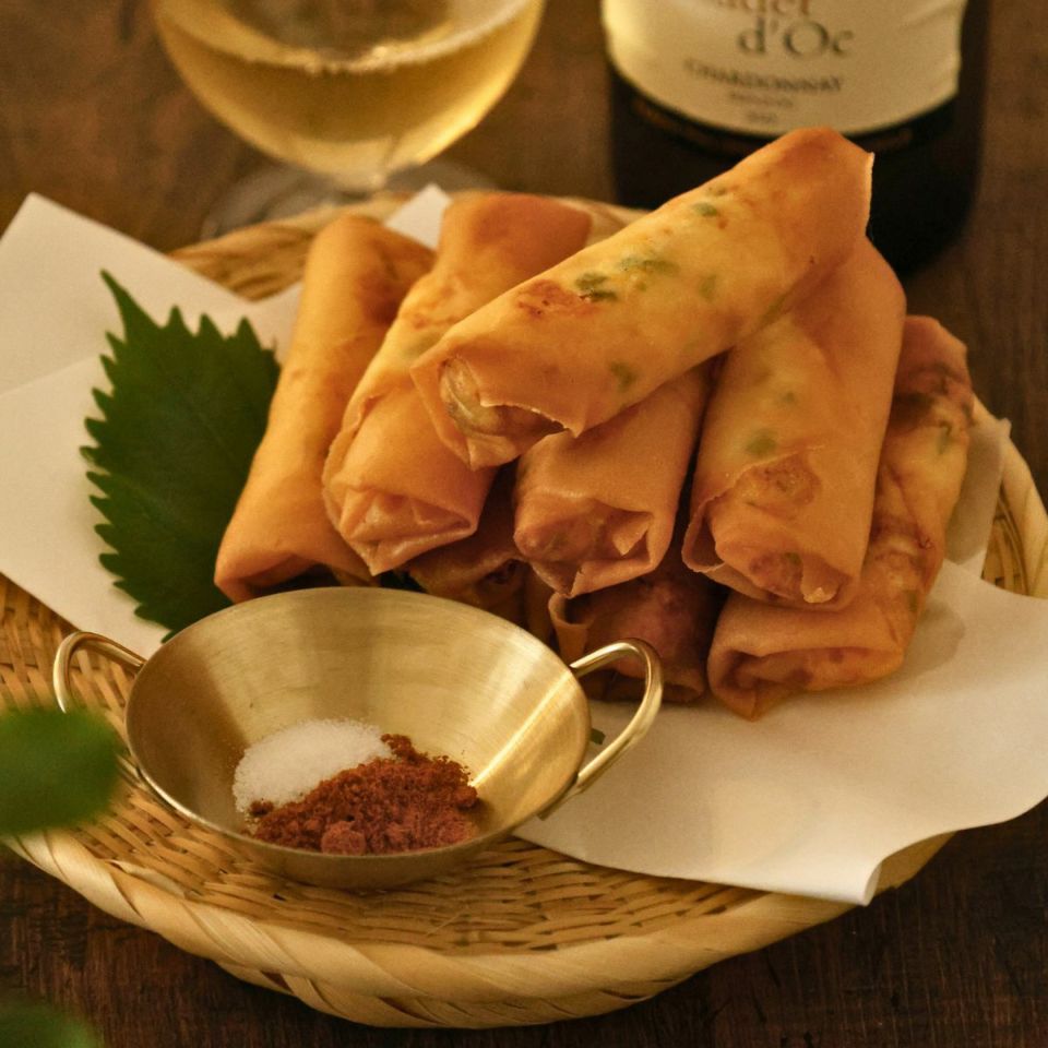  竹製　細編み　足つき高台　蕎麦ざる