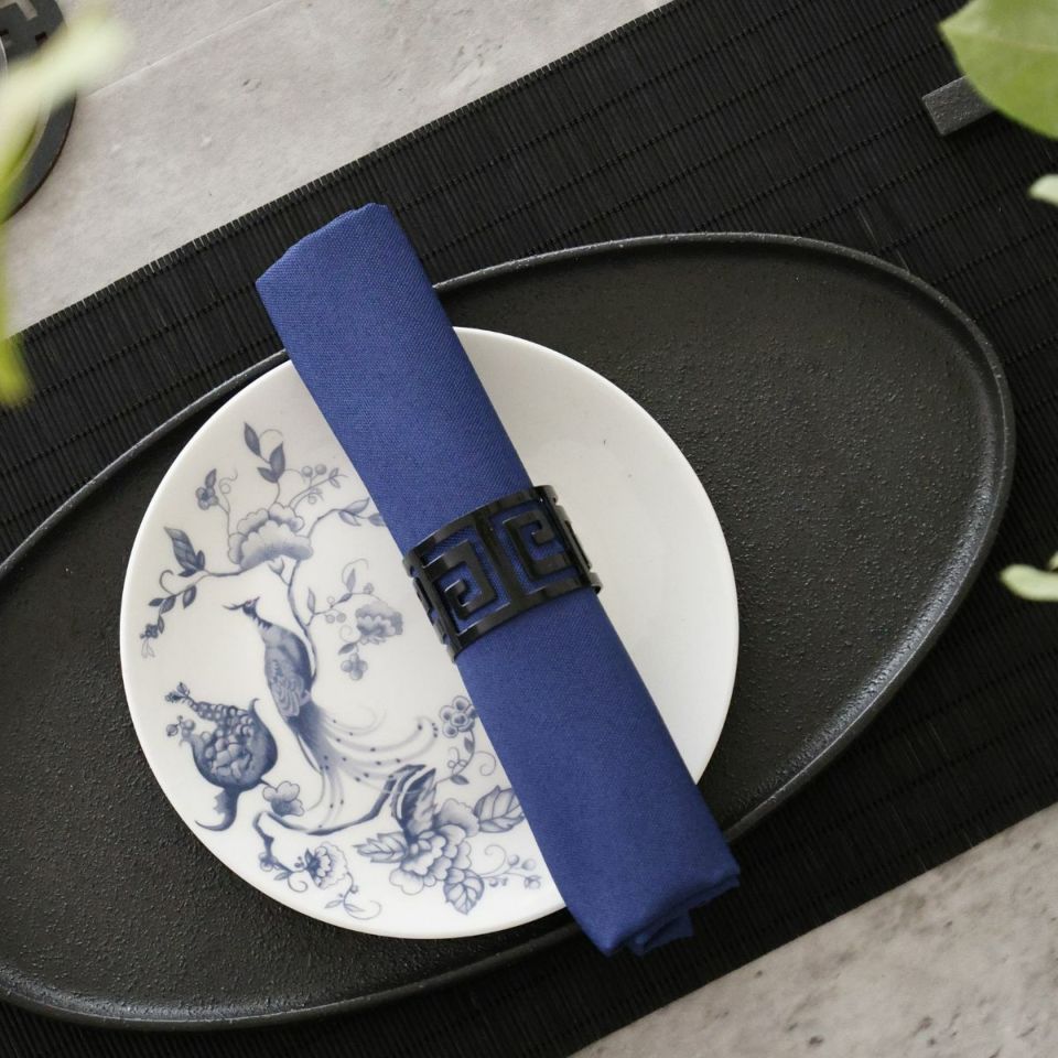 ボーンチャイナ　花鳥柄シノワズリブループレート皿　磁器　16.5cm