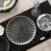 ガラス製　菊花プレート皿L