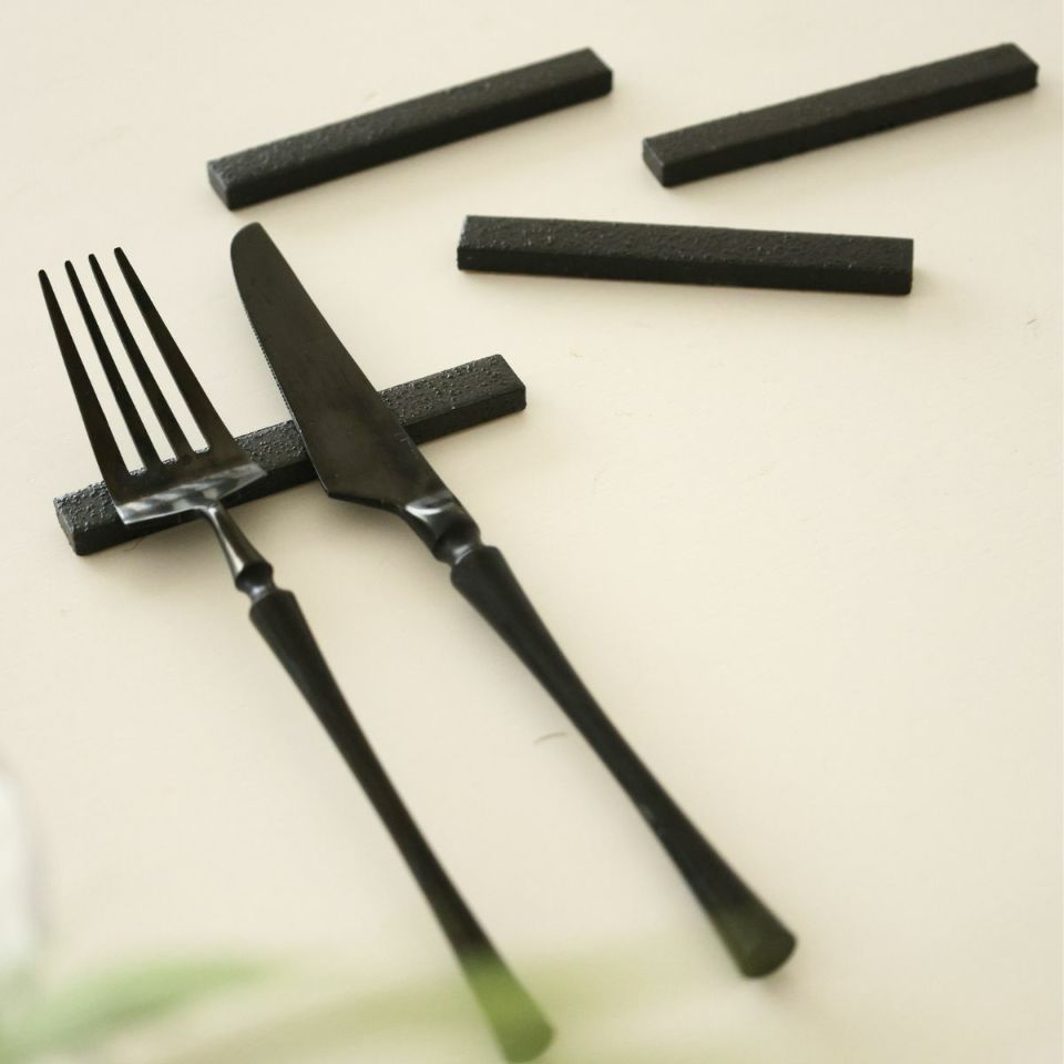 ステンレス製　ブラックカトラリー　ベベル