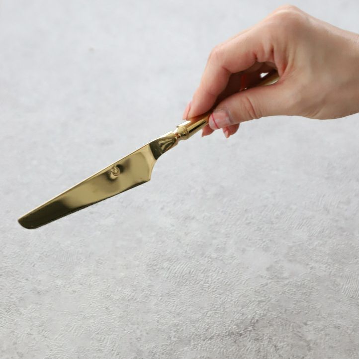 ステンレス製　ゴールドカトラリー　べべル　ディナーナイフ