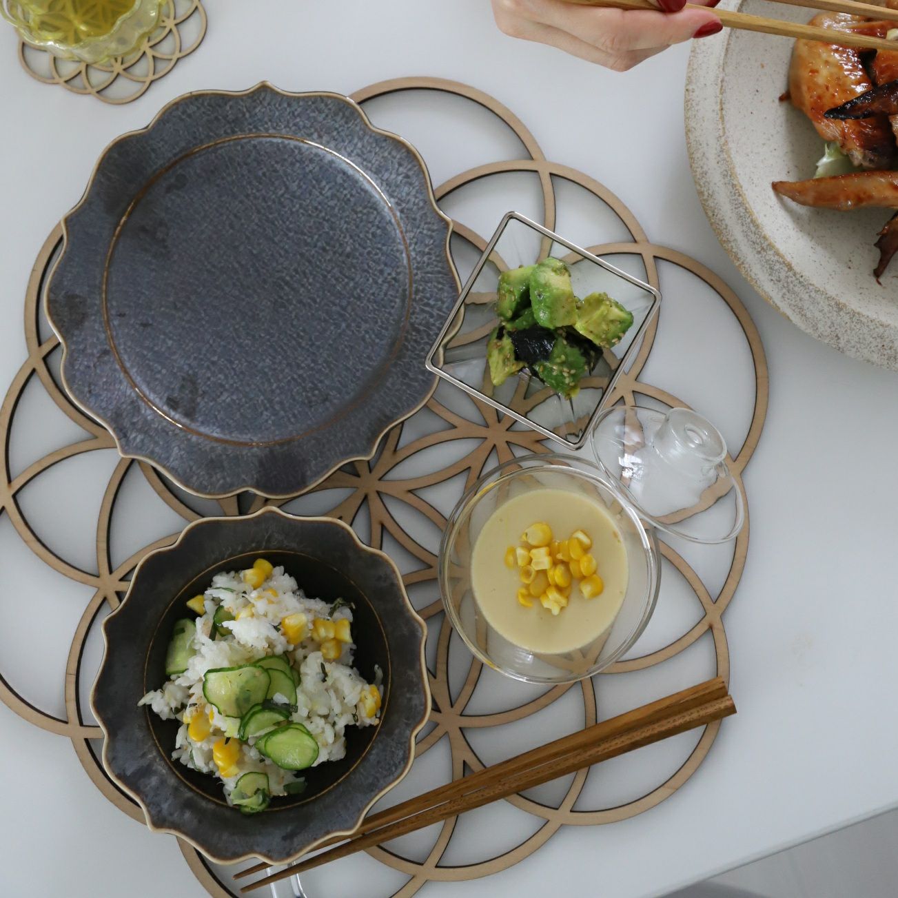 木製プレイスマット折敷　和モダン七宝つなぎ｜M苦楽園オリジナル｜