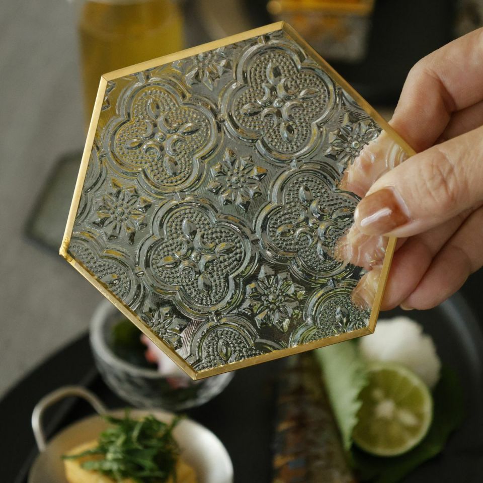 ガラス製　シノワズリレトロコースタープレート　11.5cm