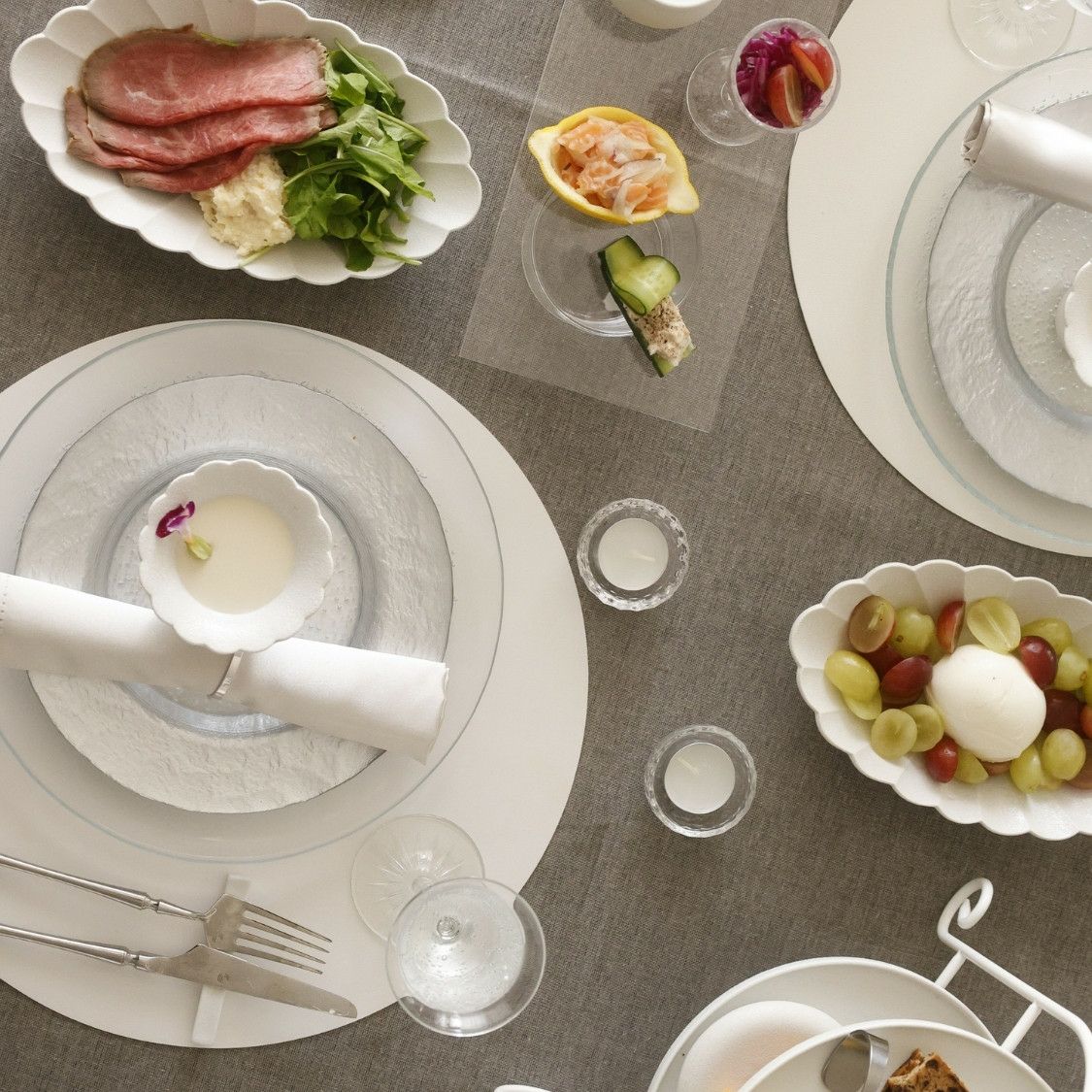 ガラス製　 メタリックリムプレート皿　マラケシュ　シルバー