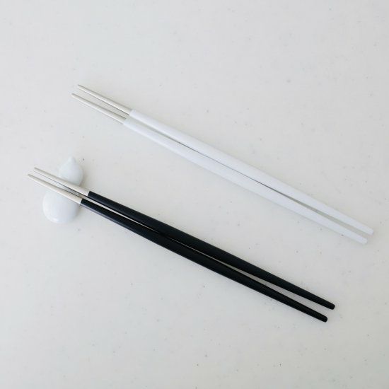 韓国で使われているステンレスのお箸