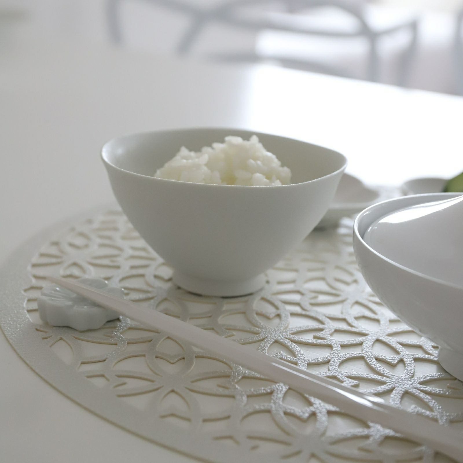 有田焼　白いお茶碗　飯碗　磁器　スノー　11.5cm