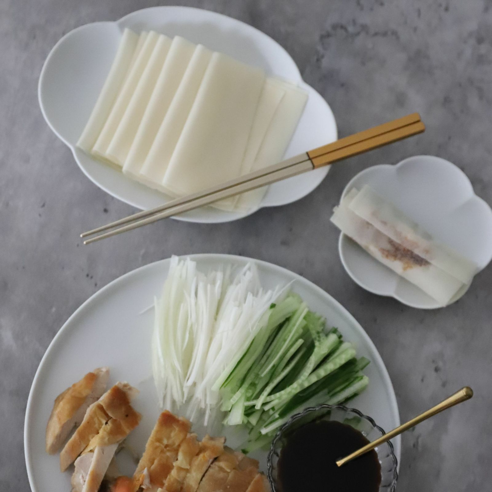 有田焼　白い楕円オーバル木甲皿　磁器　スノー　