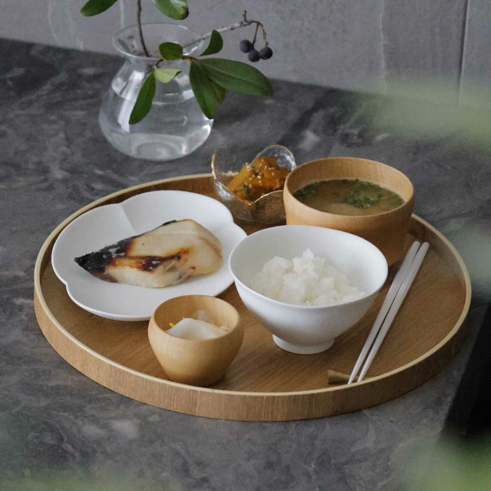 有田焼　白い楕円オーバル木甲皿　磁器　スノー　