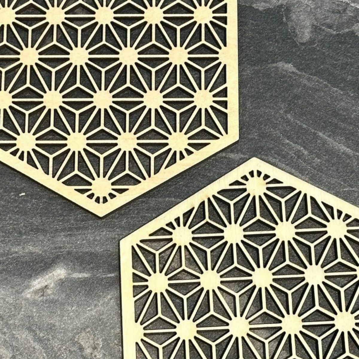 木製和モダンコースター　麻の葉シリーズ　11cmナチュラル