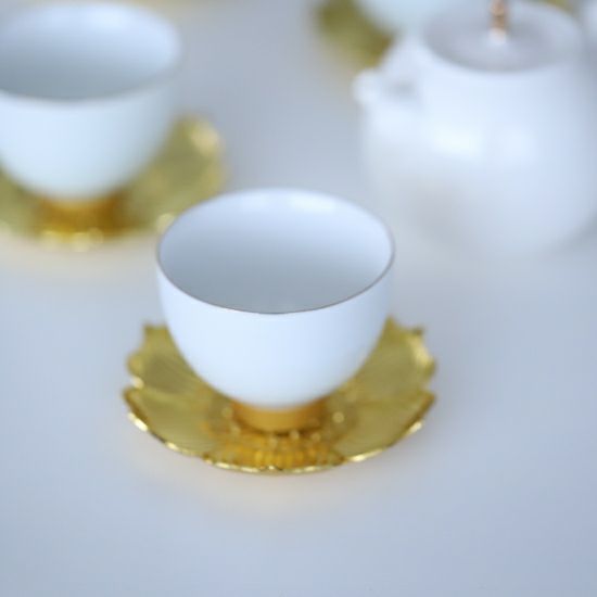 【OUTLET50％オフ】白磁器製　湯呑　ゴールドライン茶器