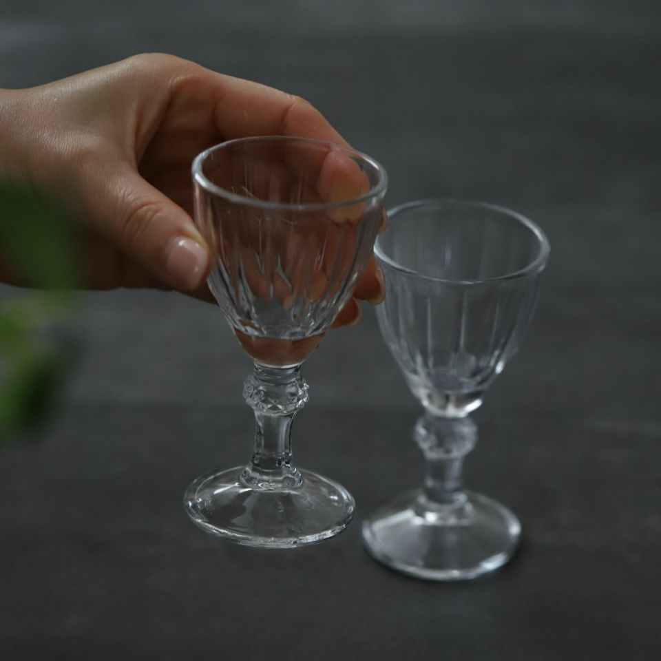 ガラス製　エレガントミニワイングラス　10.5cm　2個セット