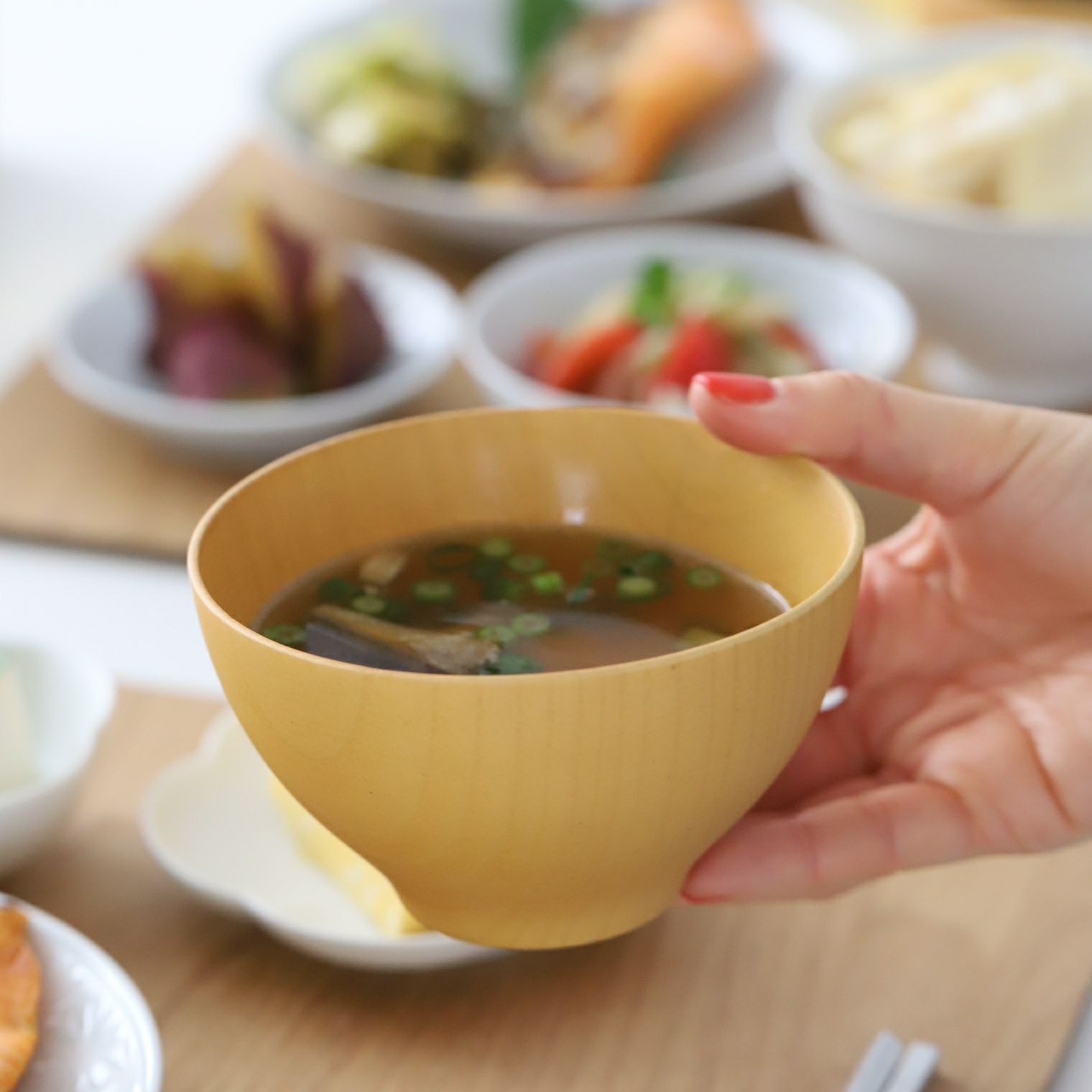 木製　漆器　なごみ味噌汁椀ボウル　11.4cm　ナチュラル