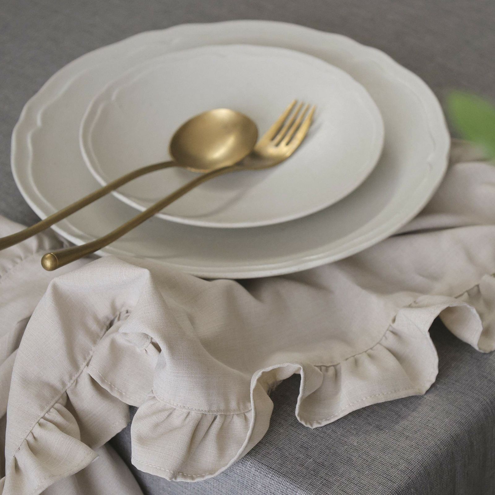 フリルテーブルナプキン　エクリュ｜M苦楽園オリジナル｜ベージュ