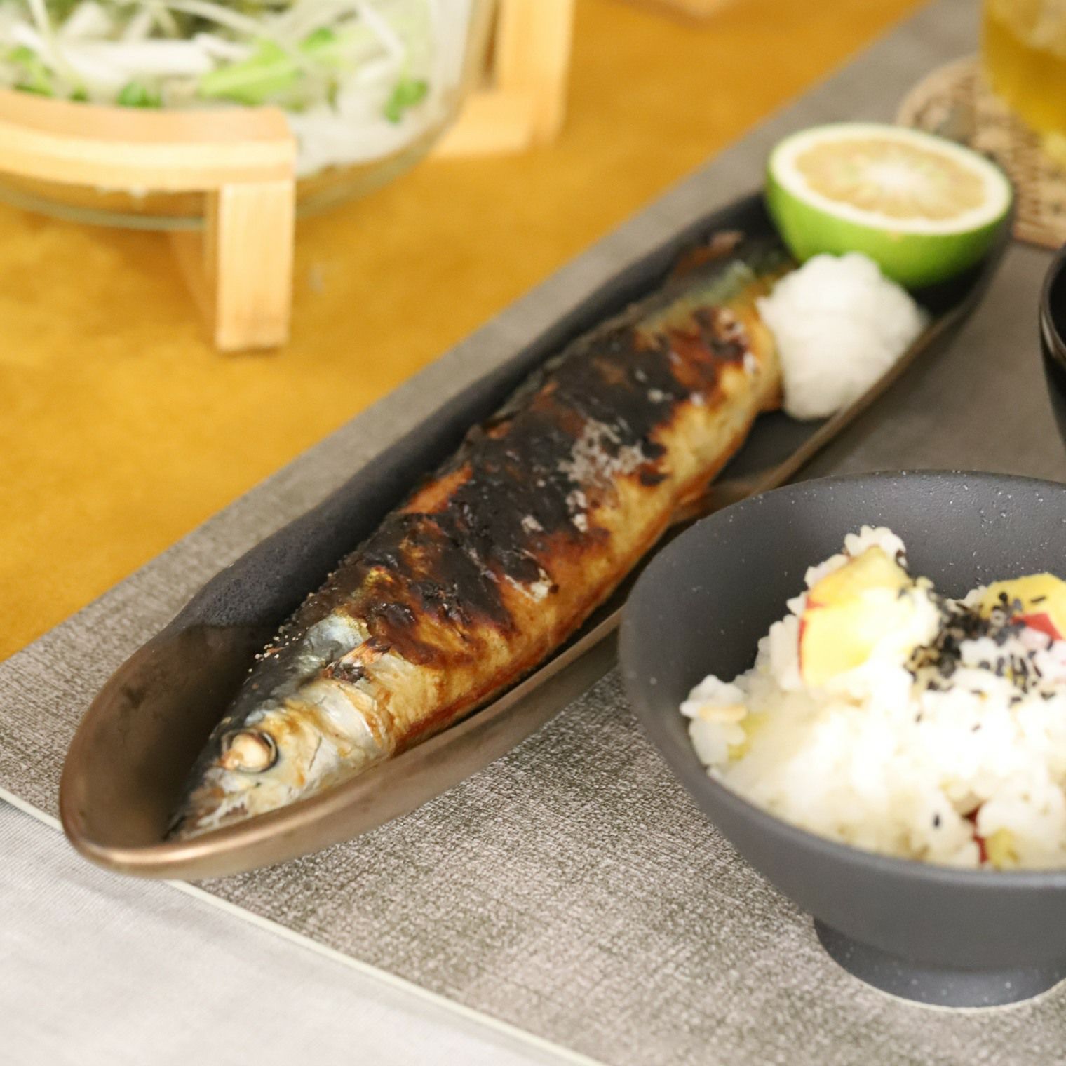 美濃焼 舟形プレート皿 磁器 AKI 33cm｜おしゃれな食器の通販