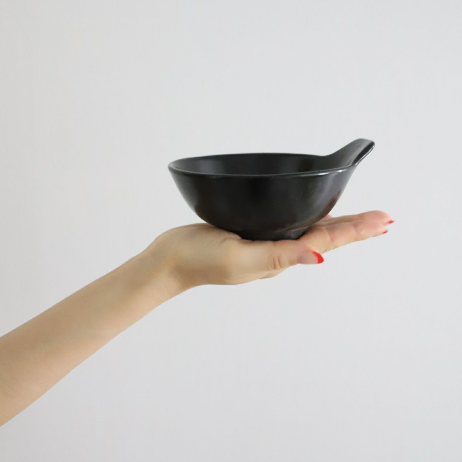 美濃焼　シンプルとんすいボウル　陶磁器　14cm　黒