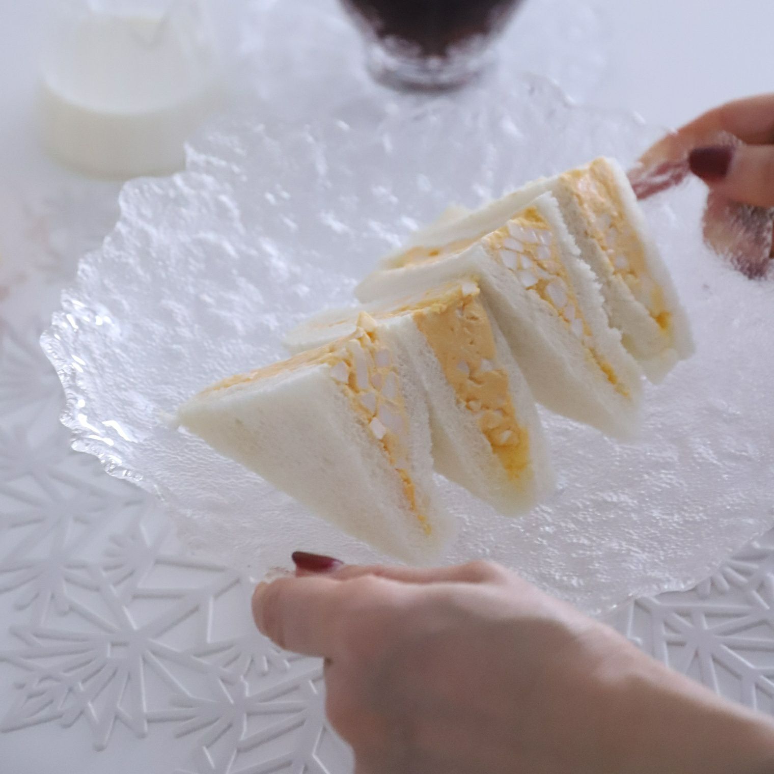 ガラス製ランダムプレート皿 フリーズ｜おしゃれな食器の通販サイト M