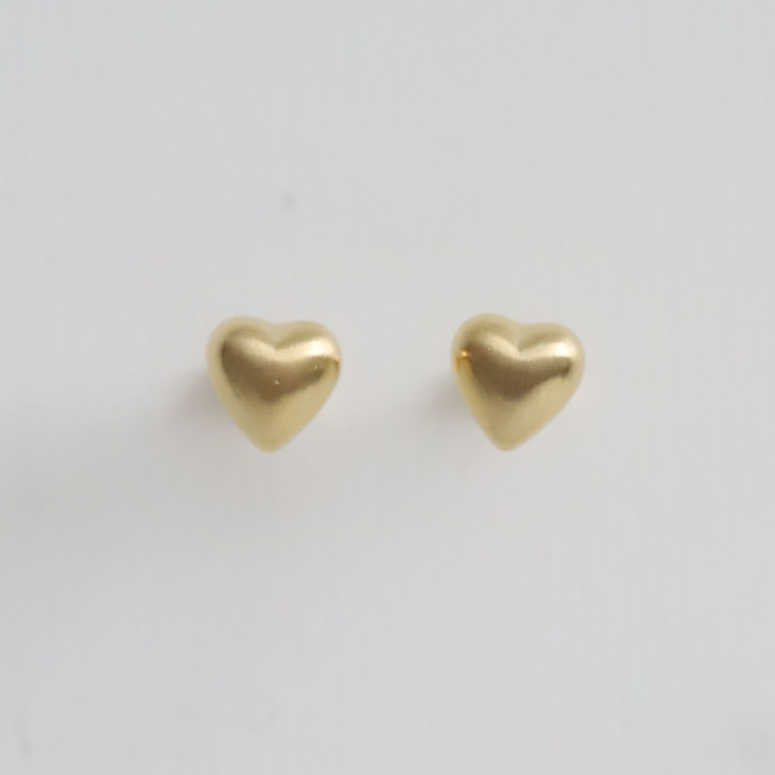 mimiy　マットハートピアス　ゴールド