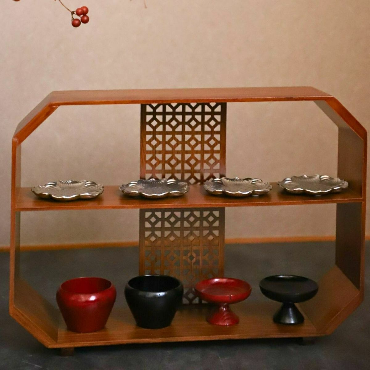 木製　透かし柄　アフターヌーンティー　飾り棚（L）