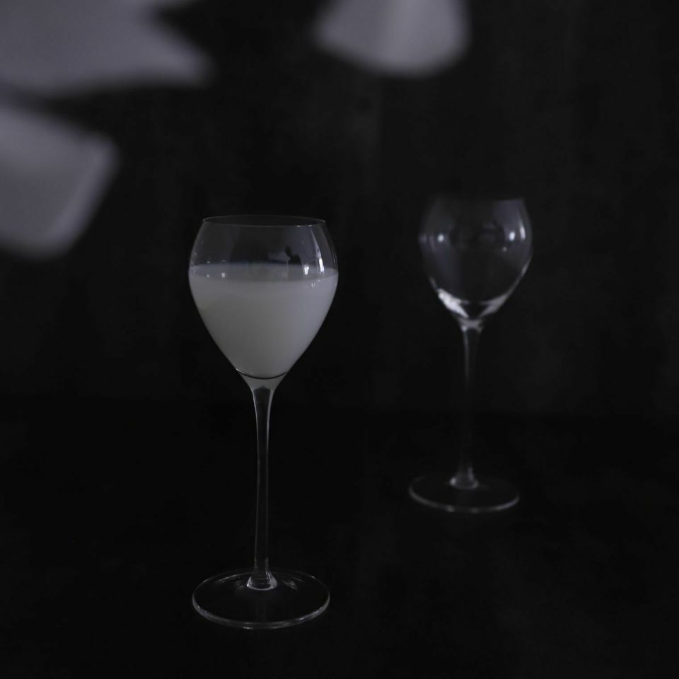 ガラス製　スフェリカル　ワイングラス　トール