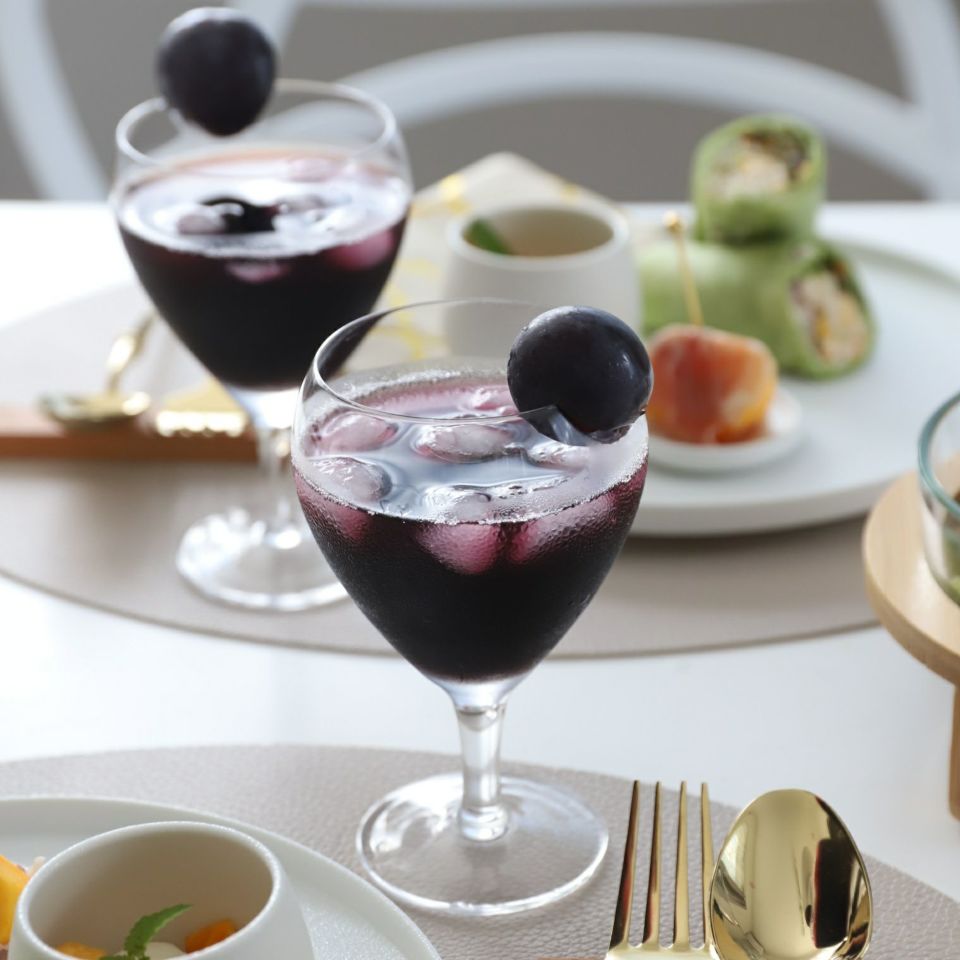 ガラス製　スフェリカル　ワイングラス　ショート