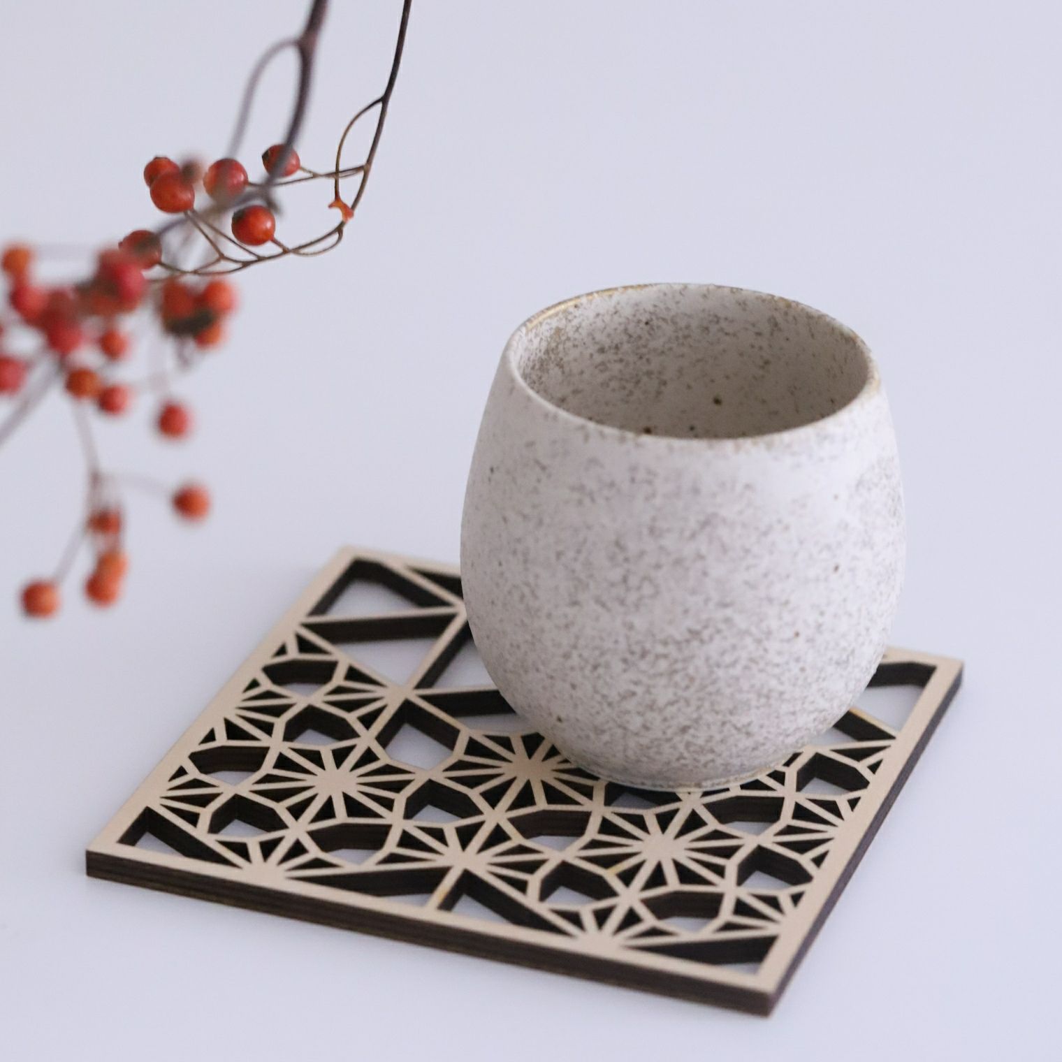 木製 透かし麻の葉 正角コースター｜M苦楽園オリジナル｜11cm | M苦楽園