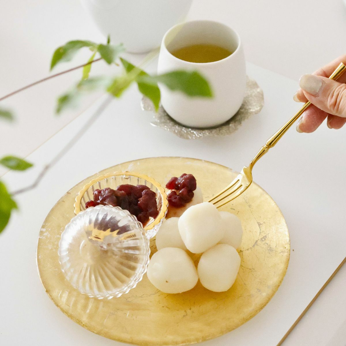 ガラス製　金箔プレート皿　オーブ