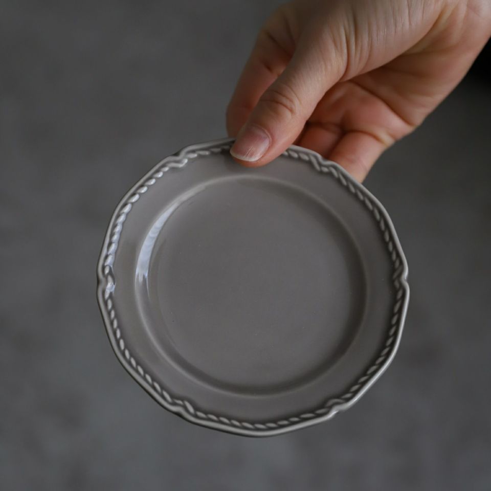 美濃焼　フレンチプレート皿　磁器