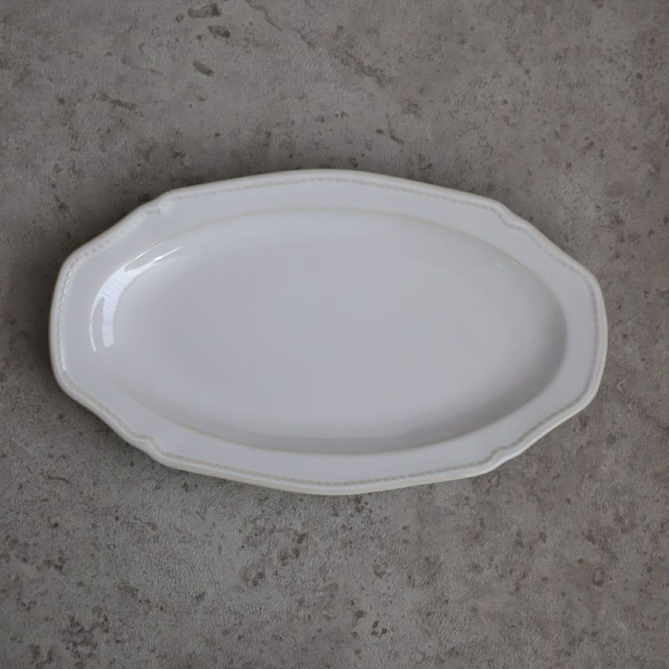 美濃焼　オーバルロングプレート皿　磁器　トレス　ホワイト