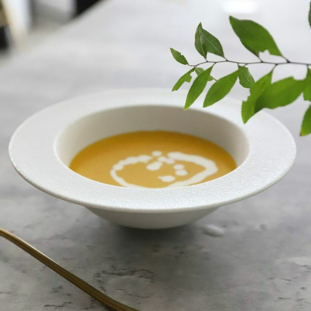 有田焼　スノー　B品（スープパスタ）