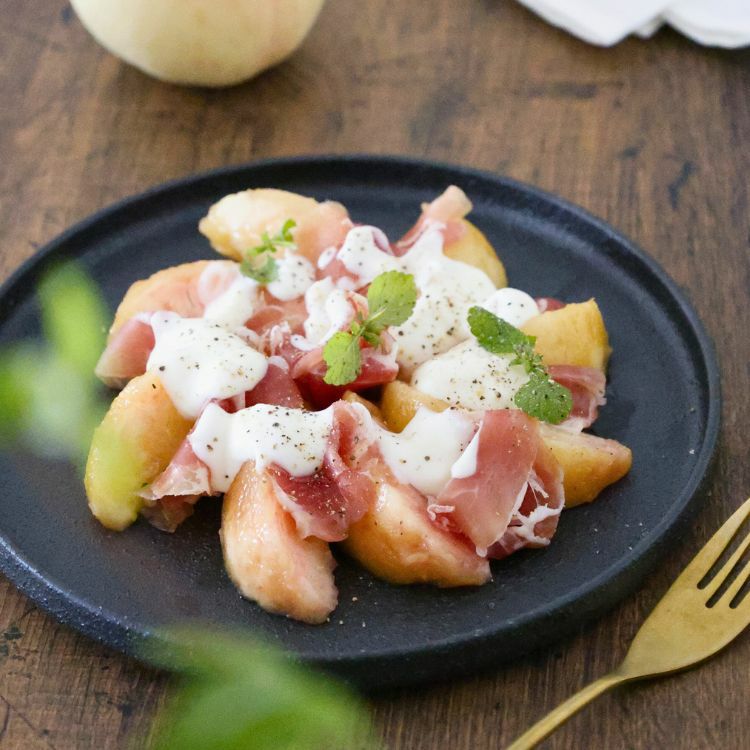 美濃焼　黒い切立丸型プレートYOZORA｜M苦楽園オリジナル｜