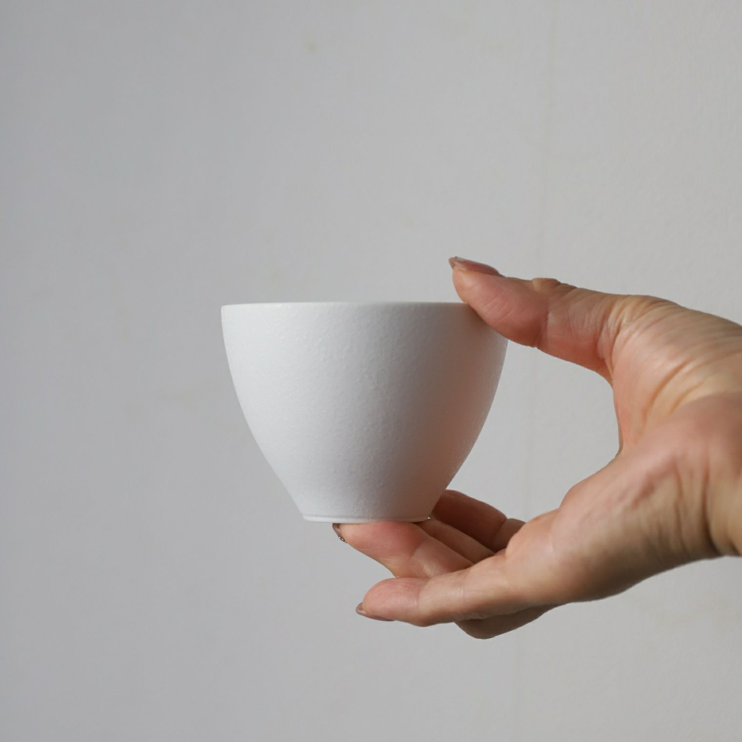 有田焼　白いソフトボウル茶碗　磁器　スノーS