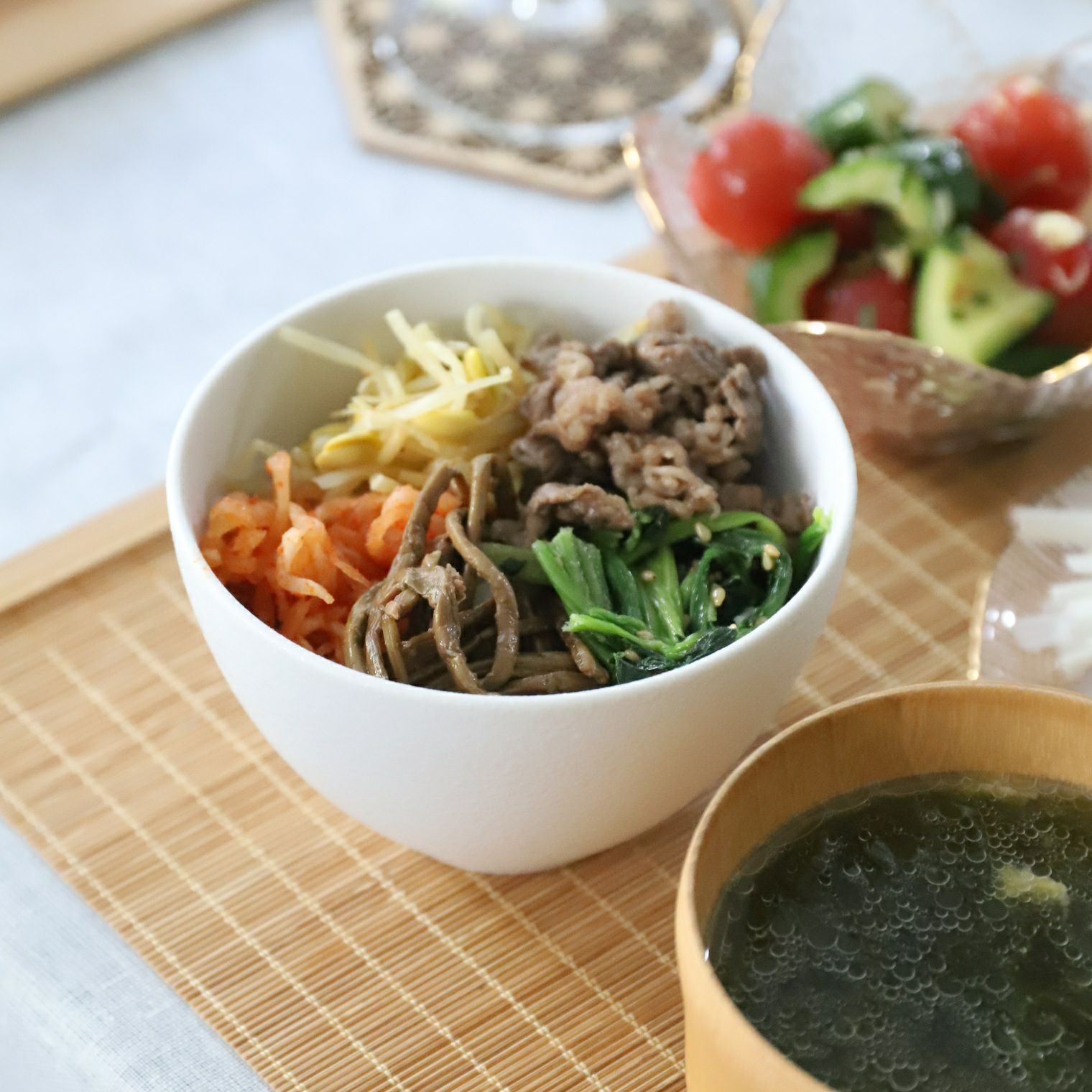 有田焼 白いソフトボウル茶碗 磁器 スノー｜M苦楽園｜おしゃれな食器