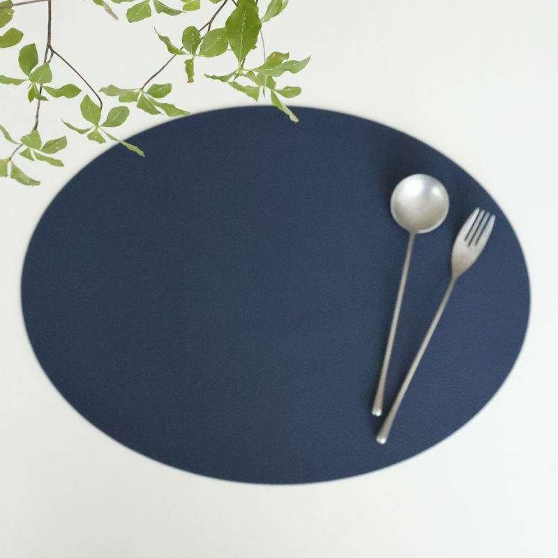 オーバルレザーランチョンマット（ブラック）