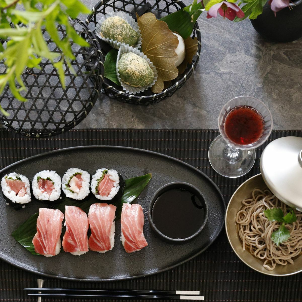 美濃焼　黒い切立小鉢9cm　YOZORA｜M苦楽園オリジナル｜