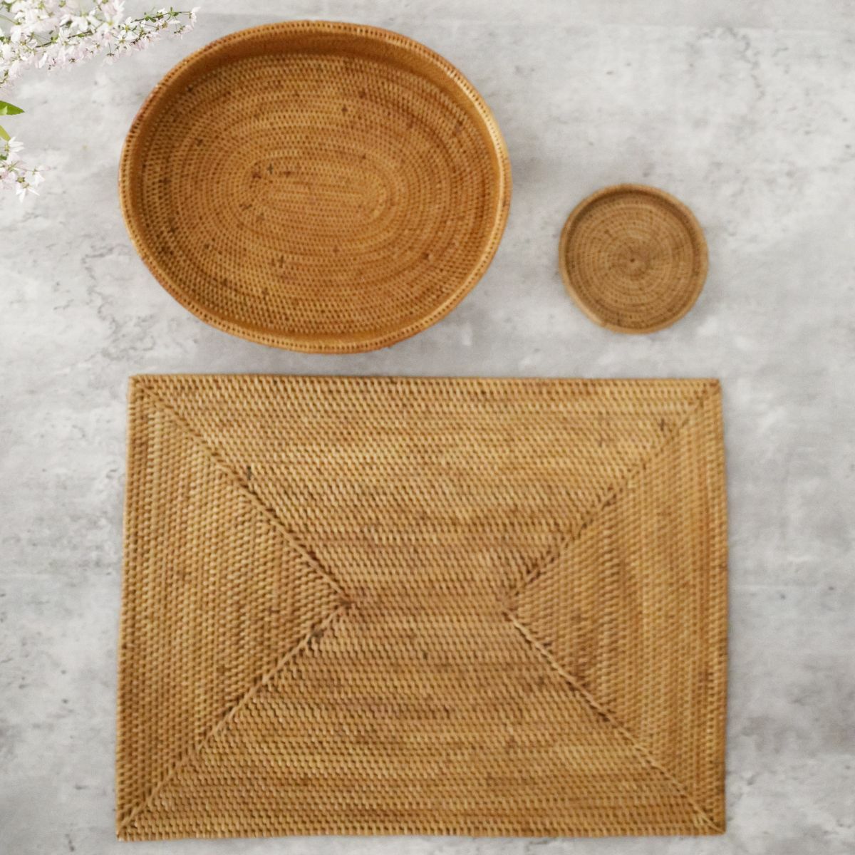 アタ　ランチョンマット・コースター・トレイ