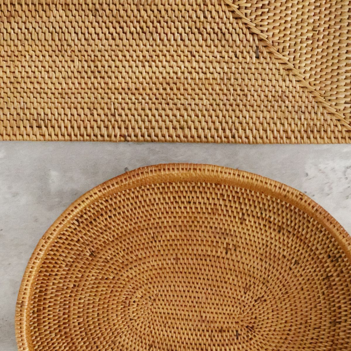 アタ　ランチョンマット・コースター・トレイ