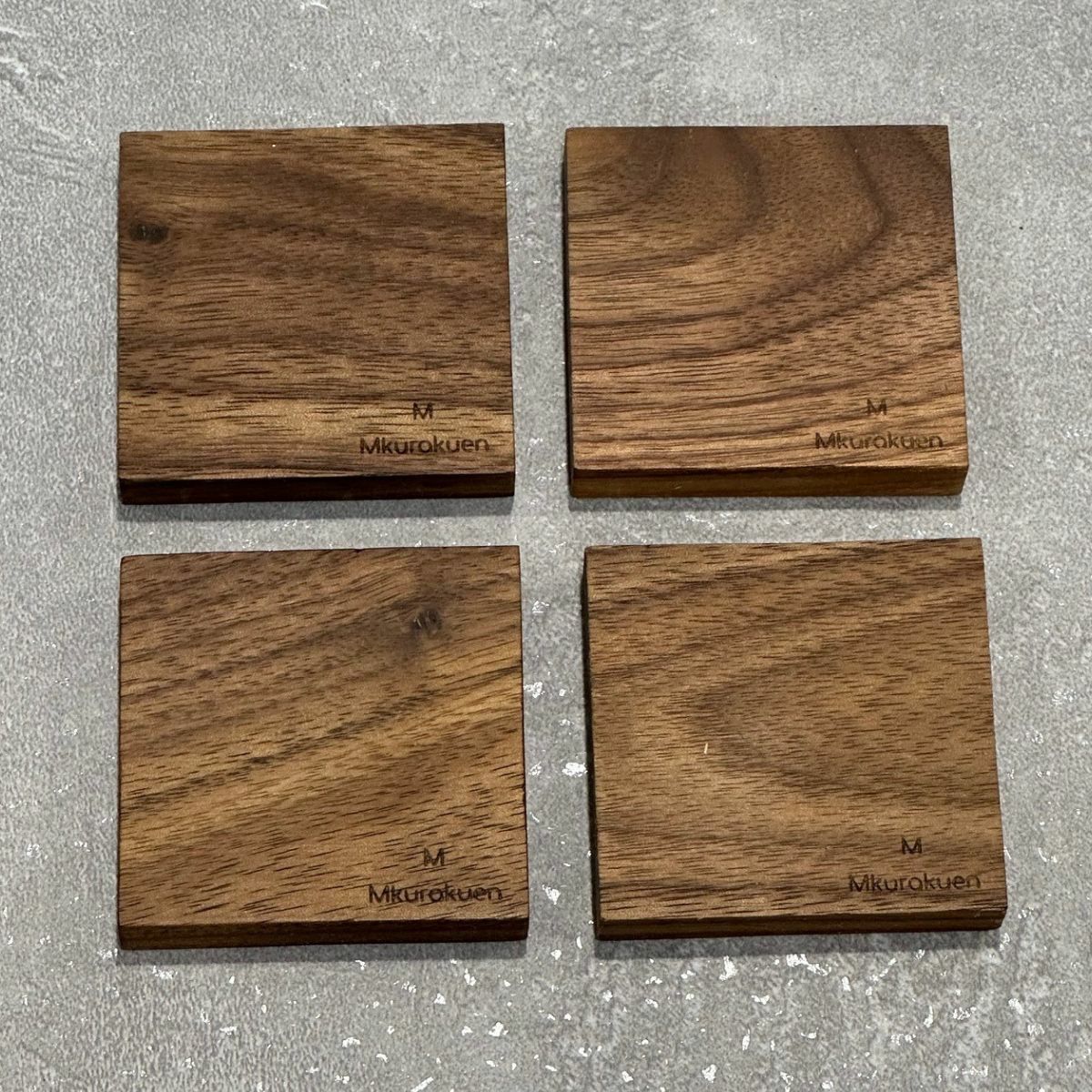 木製　ナチュラルウッドミニコースター4個セット｜M苦楽園オリジナル｜5.5cm