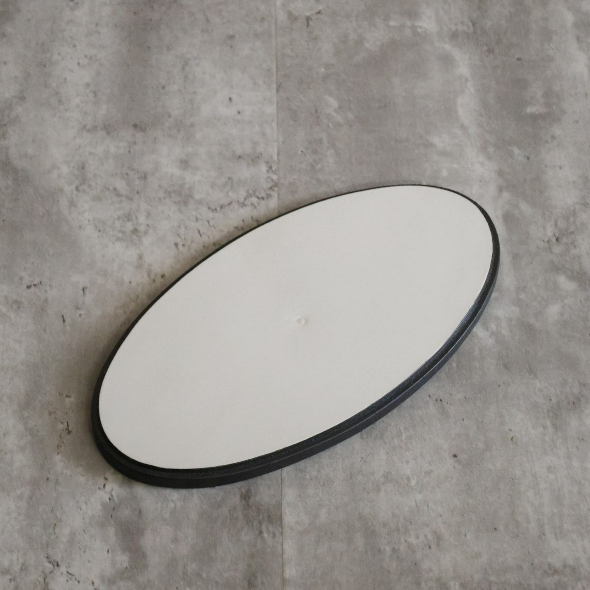  美濃焼　黒い切立オーバルプレート YOZORA｜M苦楽園オリジナル｜