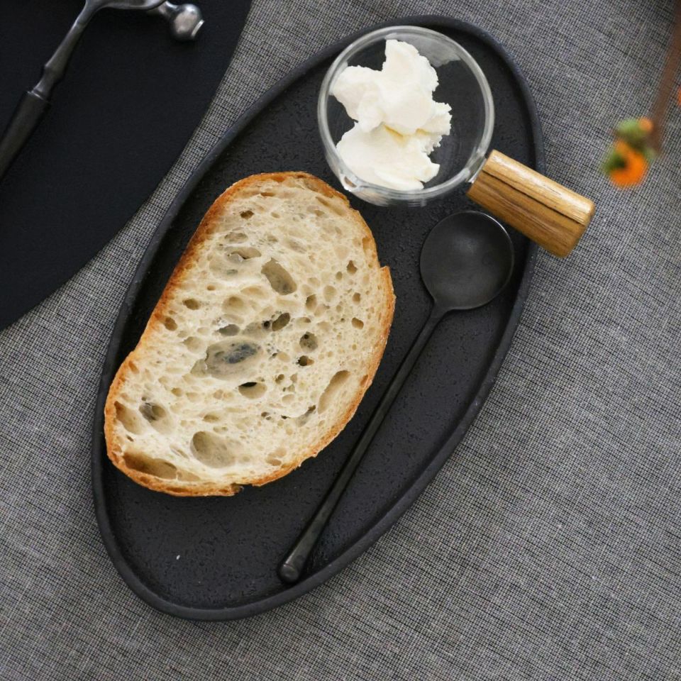  美濃焼　黒い切立オーバルプレート YOZORA｜M苦楽園オリジナル｜