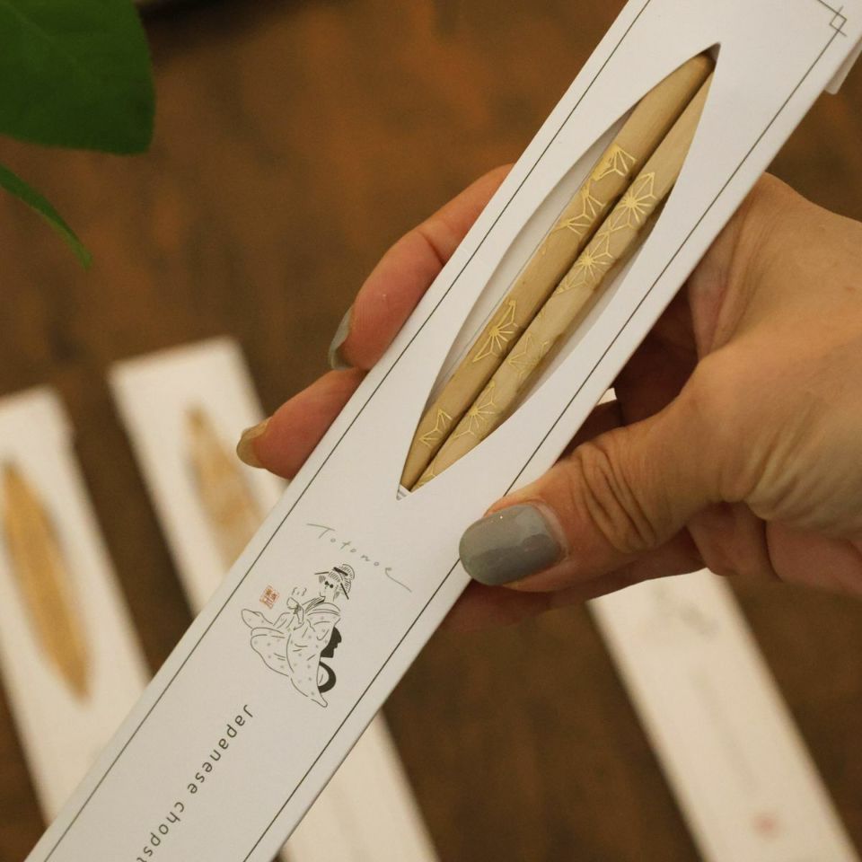 木製　麻の葉模様箸　ゴールドシルバー　丸華七宝