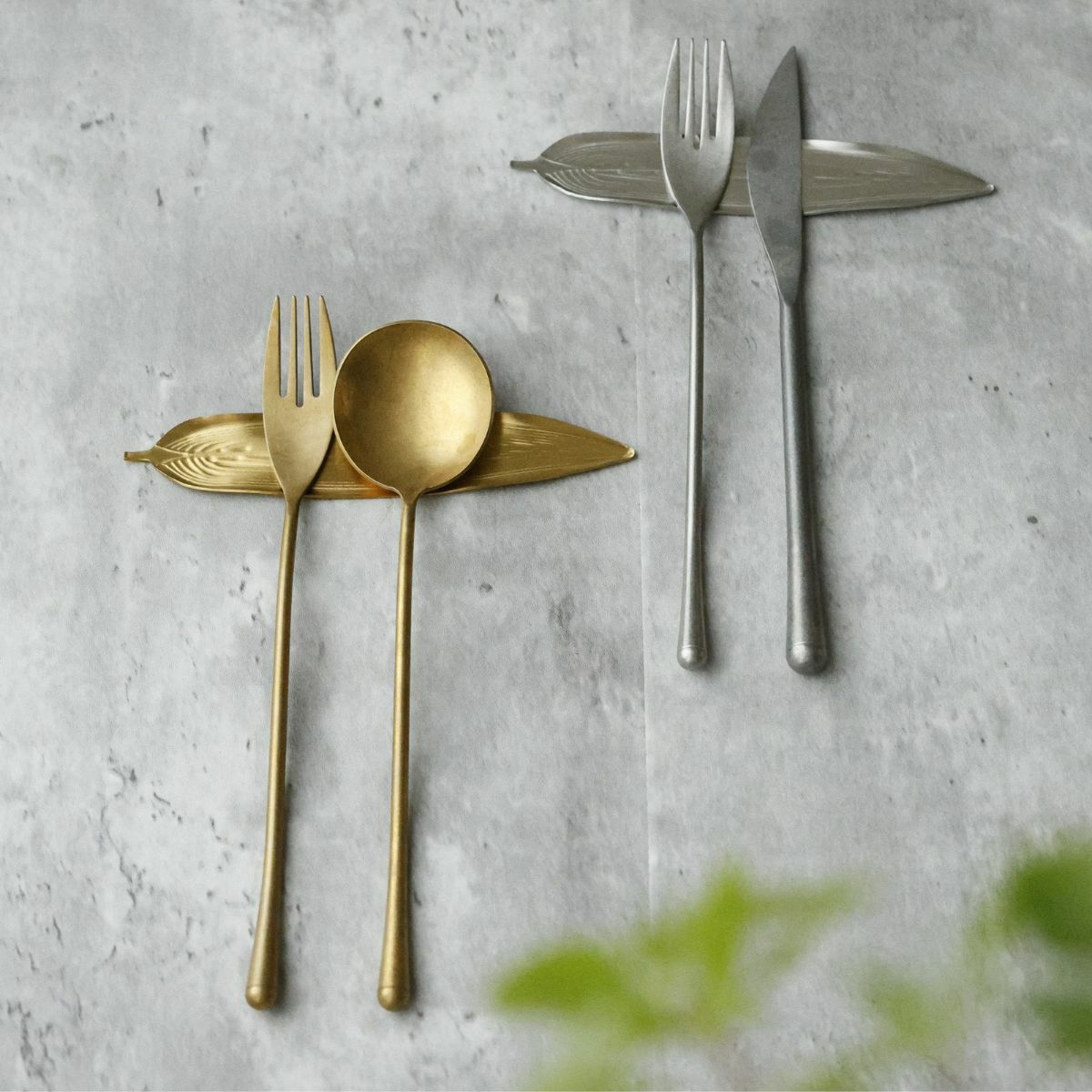 ステンレス製　リーフ型カトラリーレスト