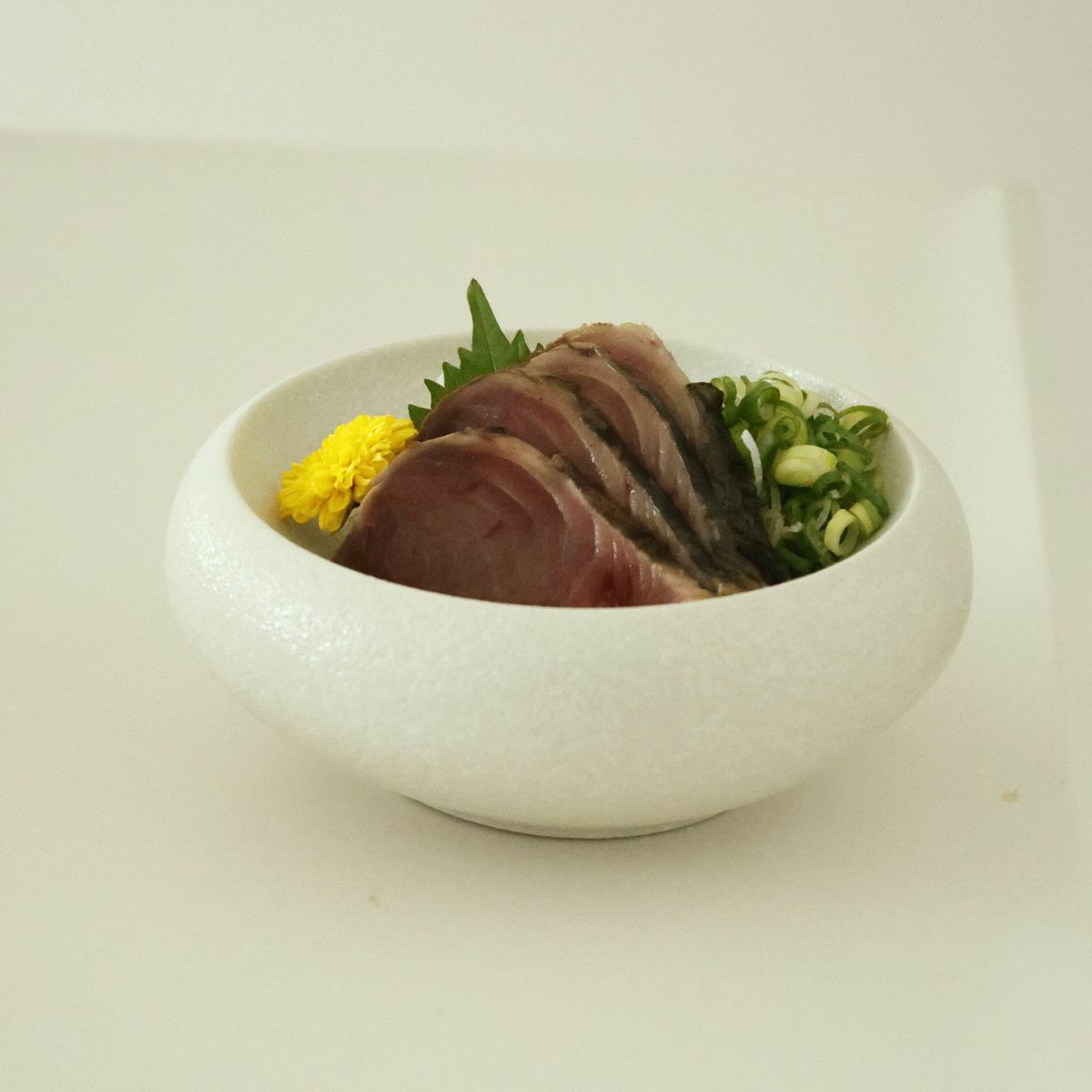 MINO　SNOW　 高台ラウンドボウル　15cm