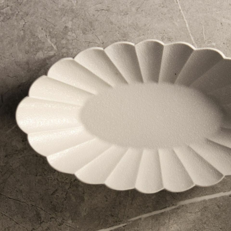 MINO　SNOW　オーバル菊型鉢　24cm