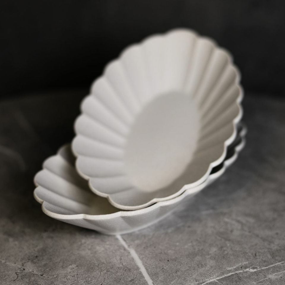 MINO　SNOW　オーバル菊型鉢　24cm