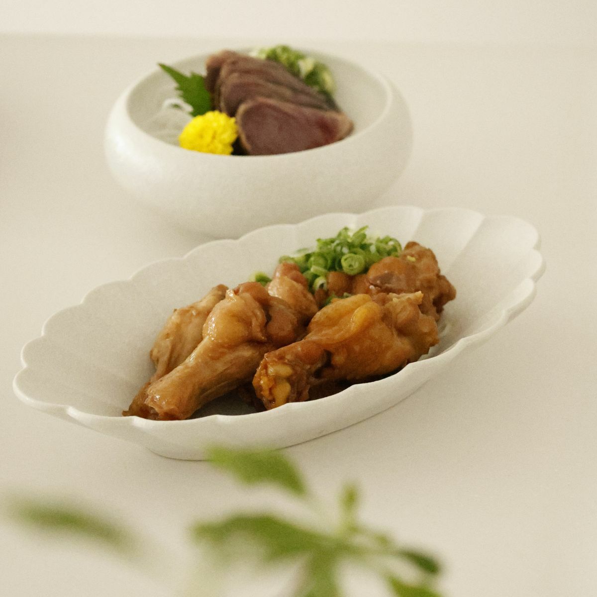 MINO　SNOW　オーバル菊型鉢　24cm