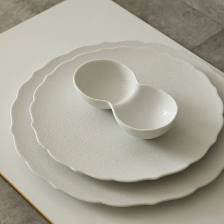 有田焼　スノー白い丸ツイン小皿